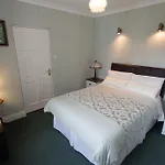 Bed & Breakfast Oakley 3*
