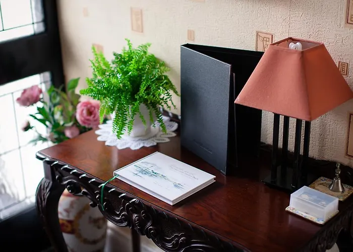 לינה וארוחת בוקר Oakley אניס